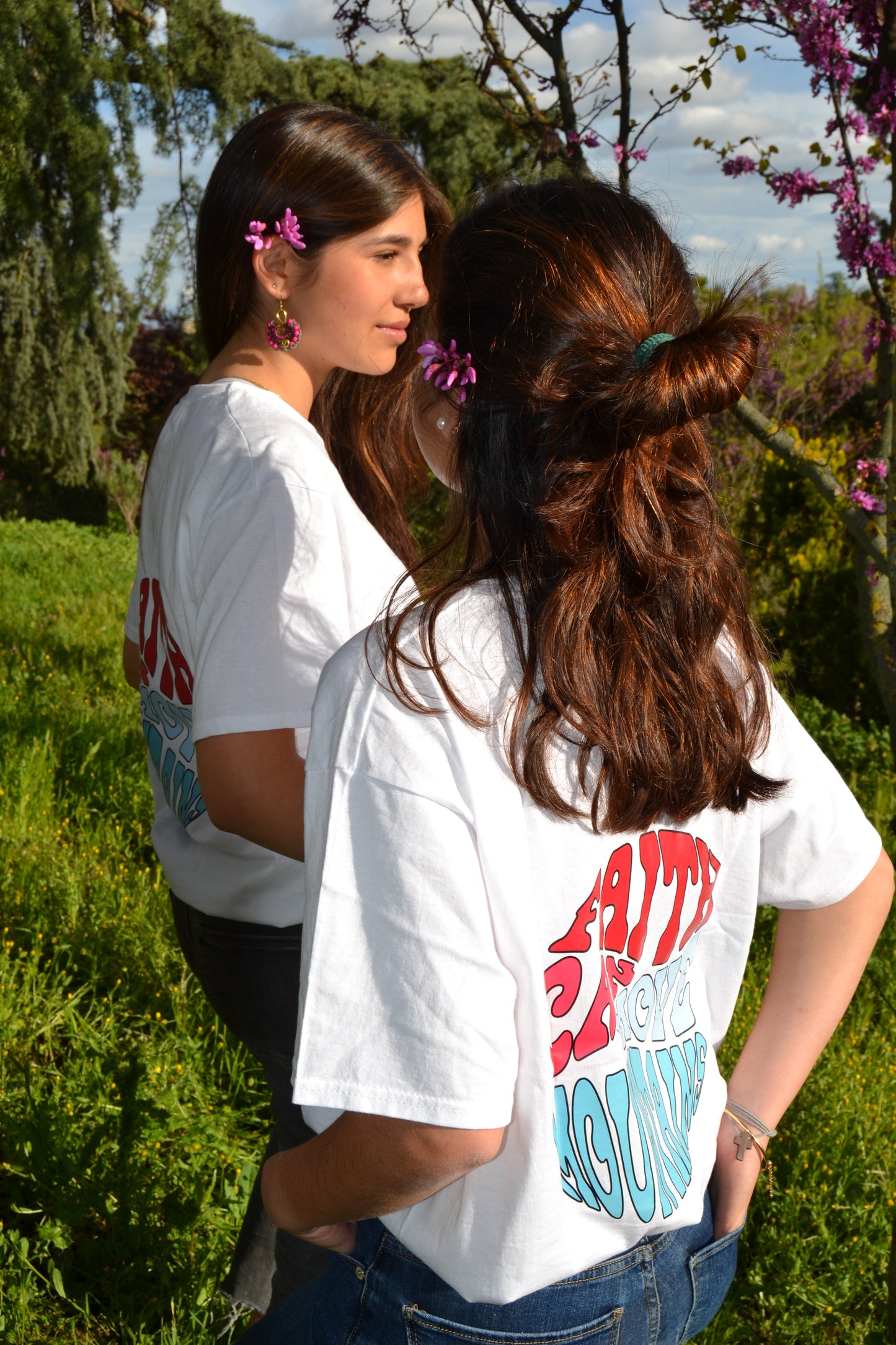 Camiseta "FAITH MOVE MOUNTAINS"